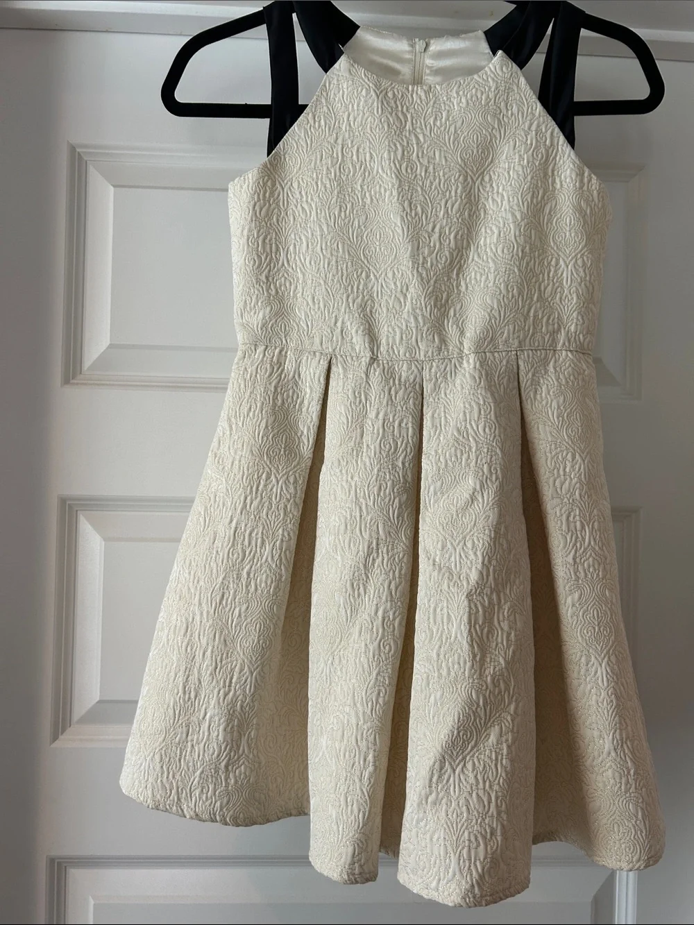 Girls' Cream jacquard fit and flare w/ Black straps, fully lined. Size 10